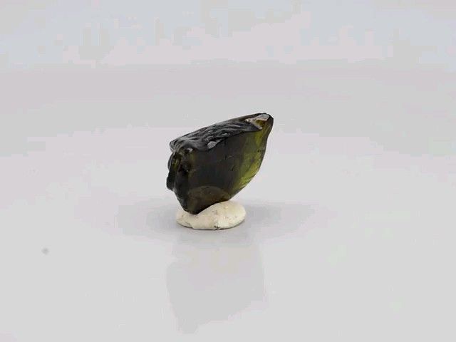 No.752 トルマリン 約4.66ct 約12.2mm×9mm モザンビーク産