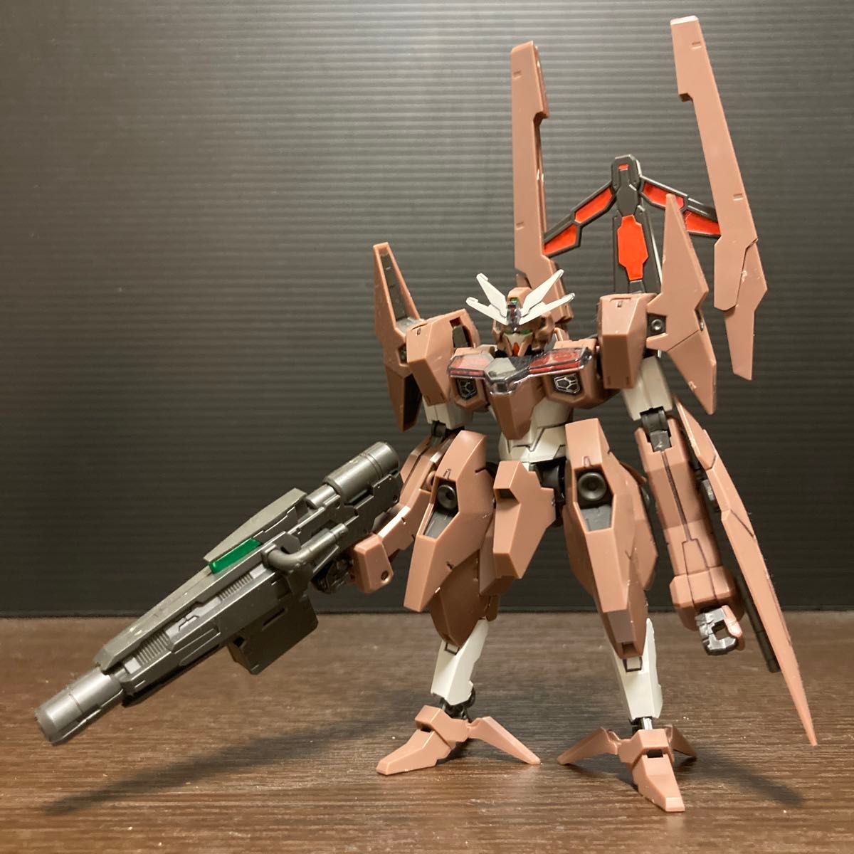 qgガンプラ完成品ジャンク2体セット 機動戦士ガンダム 水星の qgガンプラ完成品ジャンク2体セット 機動戦士ガンダム 水星の