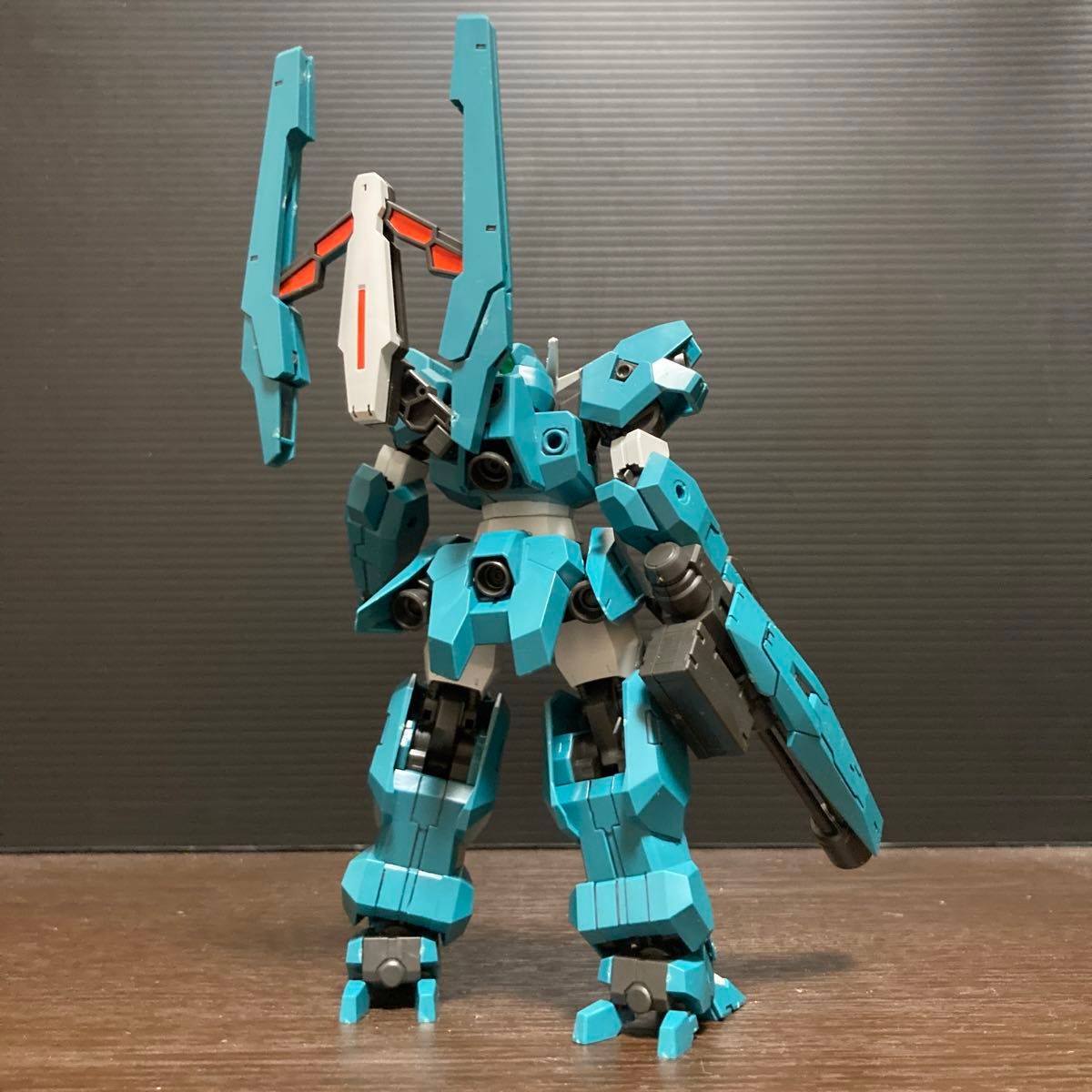 qgガンプラ完成品ジャンク2体セット 機動戦士ガンダム 水星の qgガンプラ完成品ジャンク2体セット 機動戦士ガンダム 水星の