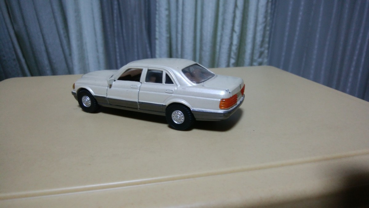 Yonezawa ダイアペット　MERCEDES BENZ 560SEL