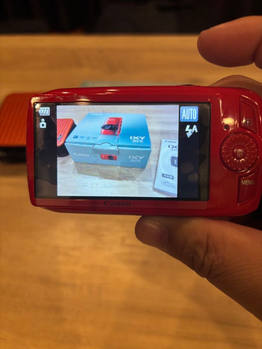 動作確認済み】 Canon IXY 30S 同梱品あり レッド sdカード付き 動作確認済み】 Canon IXY 30S 同梱品あり レッド sdカード付き