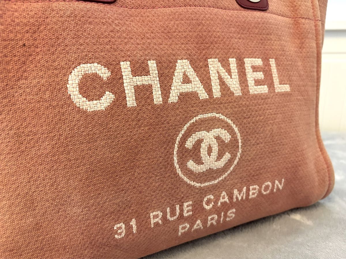 CHANEL トートバッグ/鞄/ココマーク/シャネル/ドーヴィル CHANEL トートバッグ/鞄/ココマーク/シャネル/ドーヴィル
