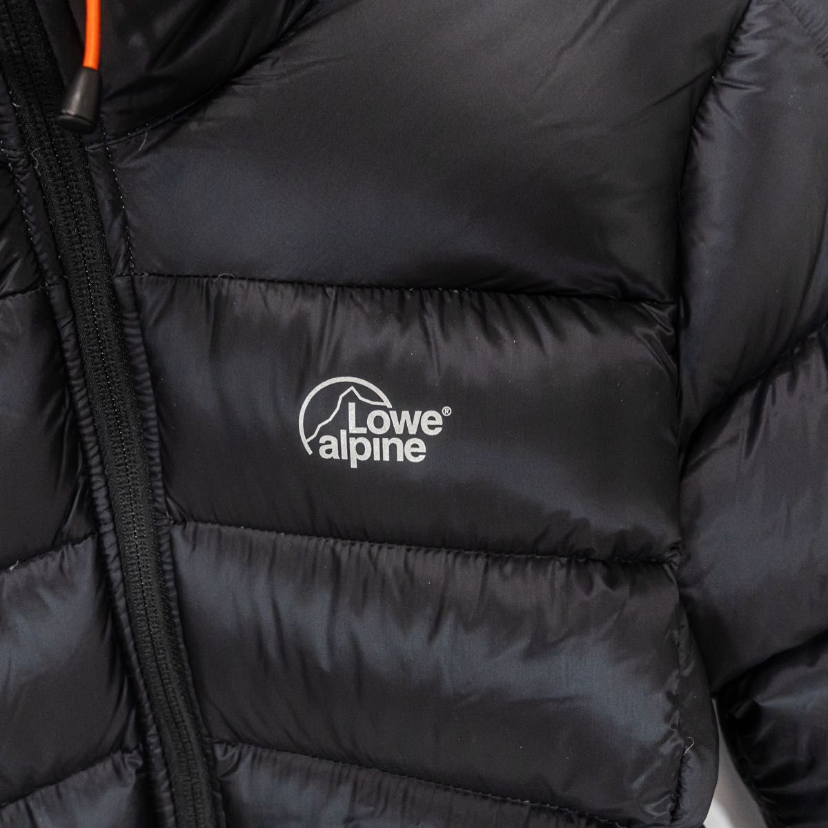 極美品 Lowe alpineロウアルパイン ダウンジャケット フード 極美品 Lowe alpineロウアルパイン ダウンジャケット フード