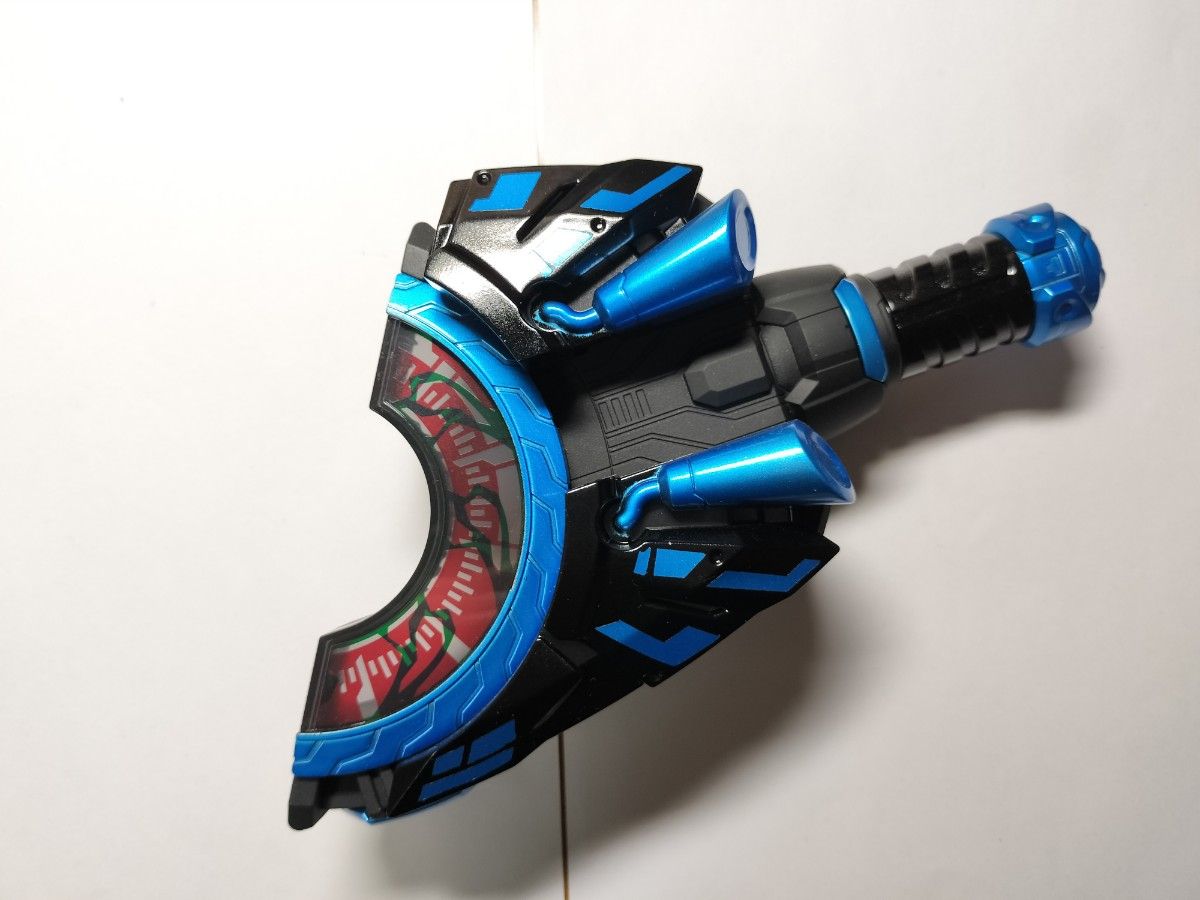 Xギーツ風塗装品】 マグナムレイズバックル ブーストレイズ Xギーツ風塗装品】 マグナムレイズバックル ブーストレイズ