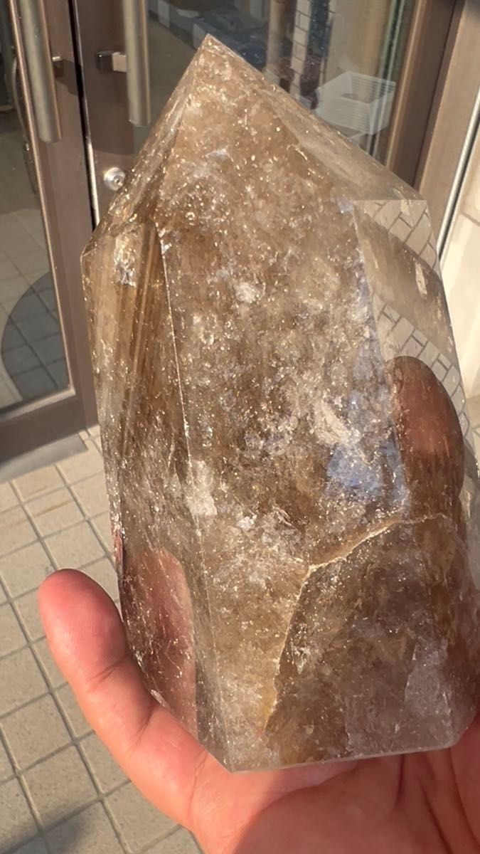 76】虹入り 天然 BIGサイズ スモーキークォーツ 原石 ポイント 76】虹入り 天然 BIGサイズ スモーキークォーツ 原石 ポイント