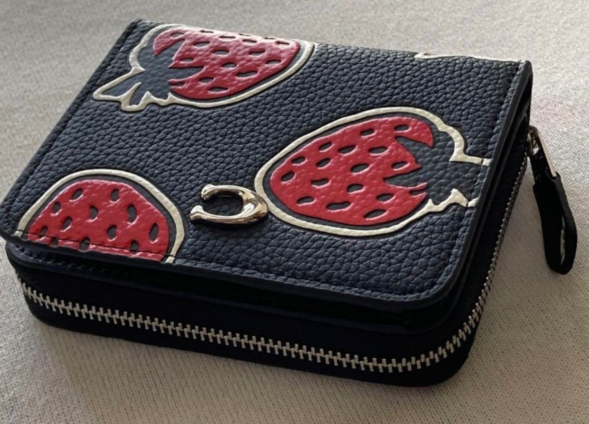 新品 COACH コーチ 二つ折り 財布 ストロベリー いちご|Yahoo 新品 COACH コーチ 二つ折り 財布 ストロベリー いちご|Yahoo