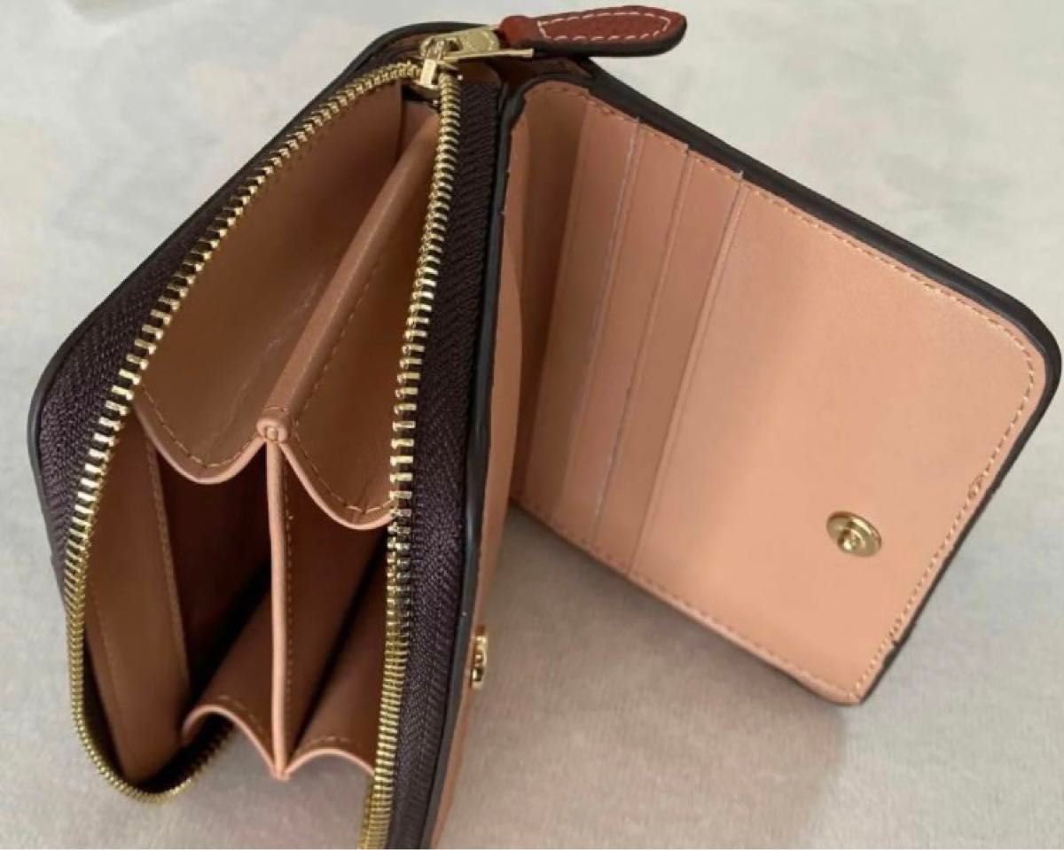 新品 COACH コーチ 二つ折り財布 馬車 ホース&キャリッジ ビル 新品 COACH コーチ 二つ折り財布 馬車 ホース&キャリッジ ビル