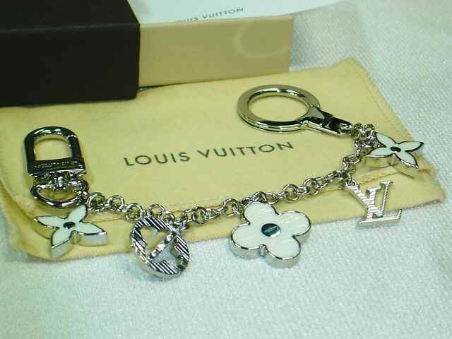 [ price cut negotiations is from the question column!] Louis Vuitton * pretty charm * key ring unused goods shining!