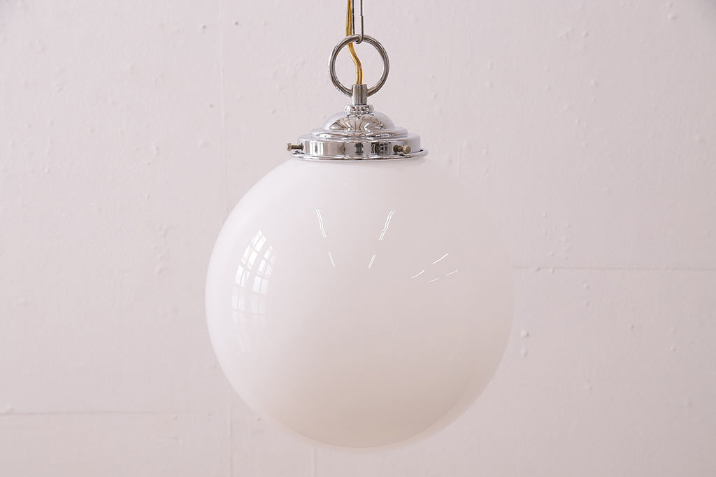 R-047913　ビンテージ照明　シンプルな球体型の天井照明(ペンダントライト、吊り下げ照明)(R-047913)_画像1