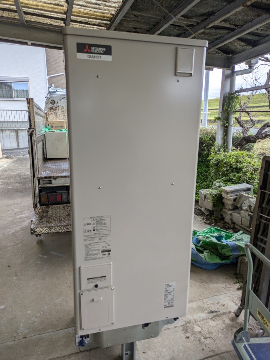Yahoo!オークション - 【岐阜市発】三菱 電気温水器 370L【SRT Yahoo!オークション - 【岐阜市発】三菱 電気温水器 370L【SRT