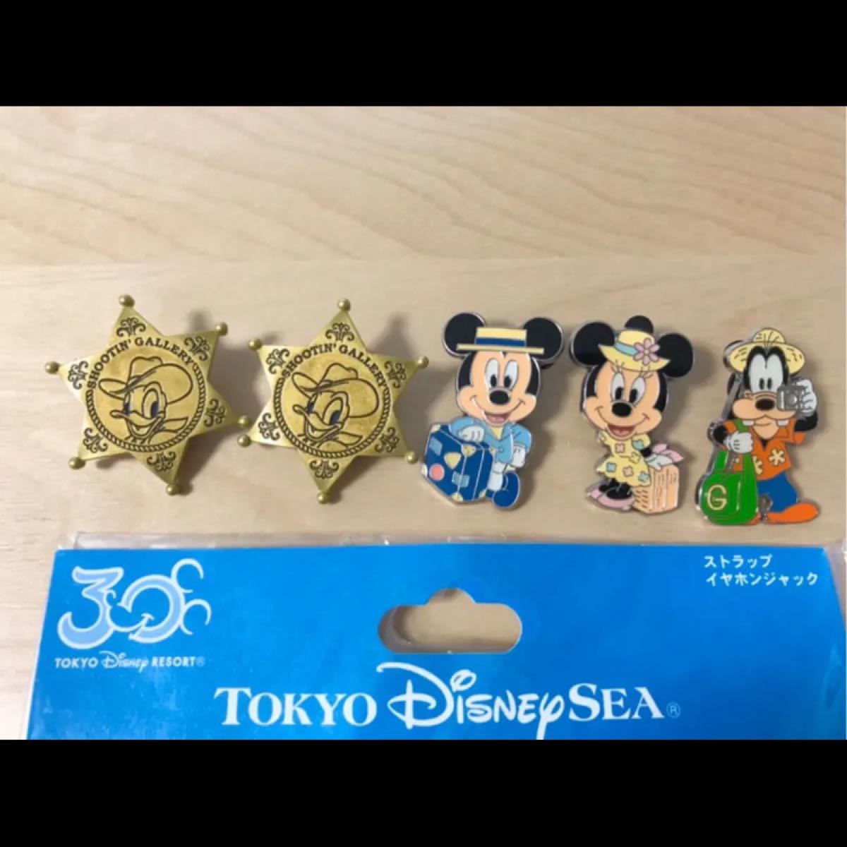 ディズニーシー ピンバッジ＆サマーフェスティバル ストラップ＆射的バッチ