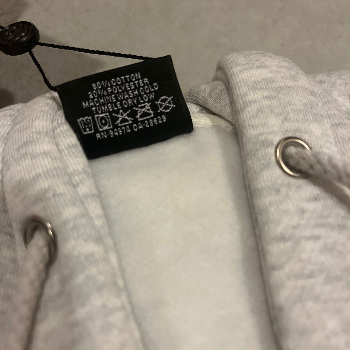 送料無料【新品】STUSSY ステューシー 8BALL ジップ パーカー 送料無料【新品】STUSSY ステューシー 8BALL ジップ パーカー
