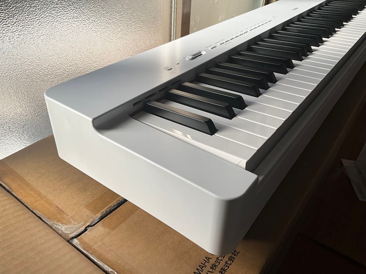 YAMAHA ヤマハ 電子ピアノ 白 P-225 88鍵盤|Yahoo!フリマ(旧 YAMAHA ヤマハ 電子ピアノ 白 P-225 88鍵盤|Yahoo!フリマ(旧