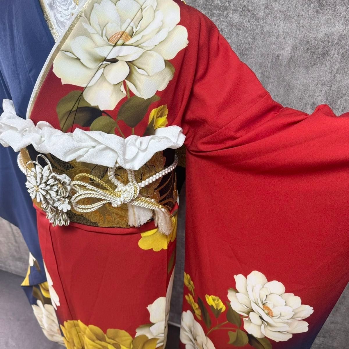 美品 牡丹 大柄 染め分け 珍品 赤青 逸品 フルセット 振袖 美品 牡丹 大柄 染め分け 珍品 赤青 逸品 フルセット 振袖