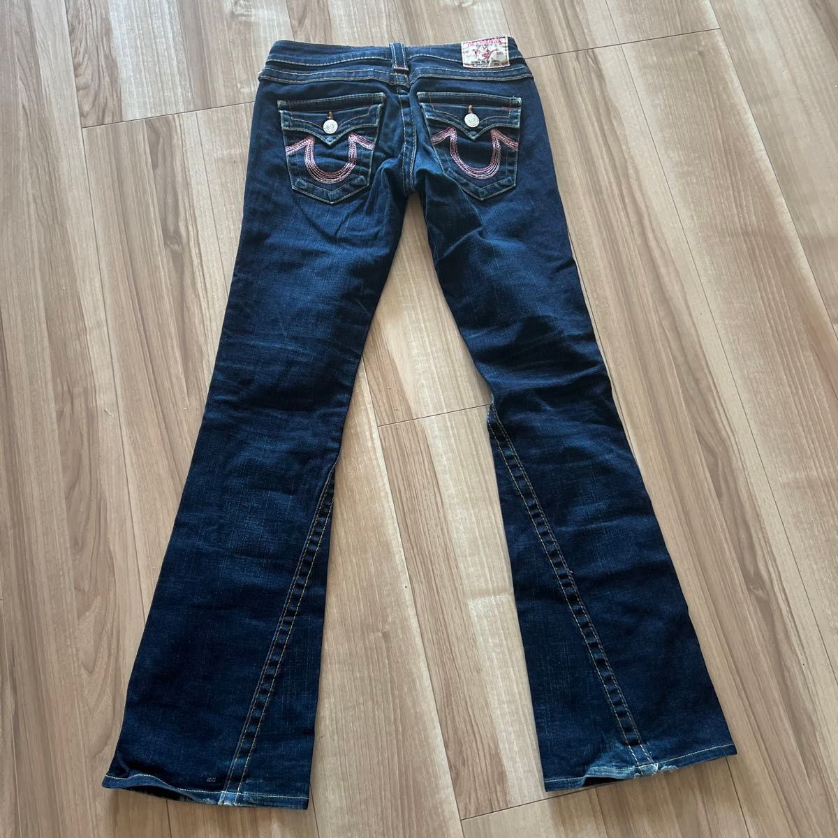 true religion トゥルーレリジョン フレア デニム|Yahoo!フリマ true religion トゥルーレリジョン フレア デニム|Yahoo!フリマ