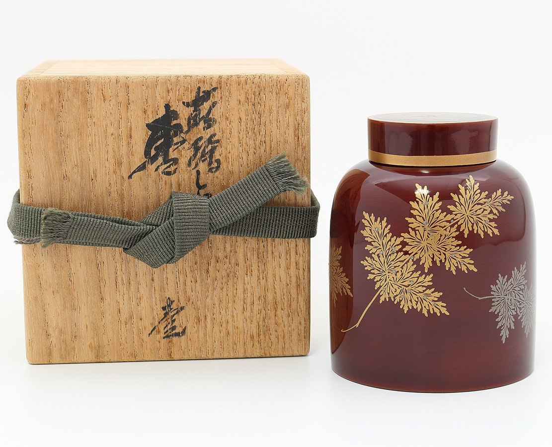 梟】茶道具 輪島塗 柿木章作 忍草 蒔絵 棗 薄茶器 共箱 漆器 金銀 金 梟】茶道具 輪島塗 柿木章作 忍草 蒔絵 棗 薄茶器 共箱 漆器 金銀 金