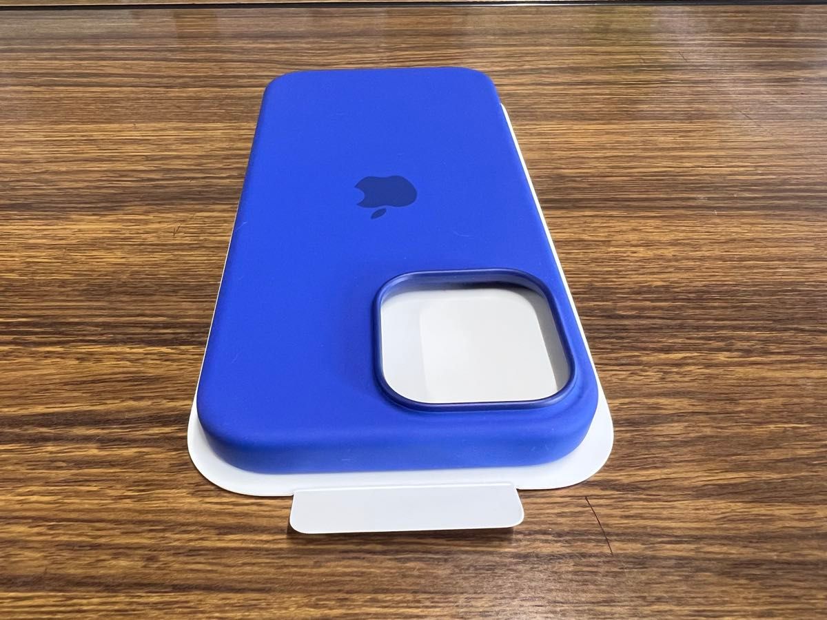 Apple純正 iPhone 16 Pro Max シリコンケース ウルトラマリン Apple純正 iPhone 16 Pro Max シリコンケース ウルトラマリン