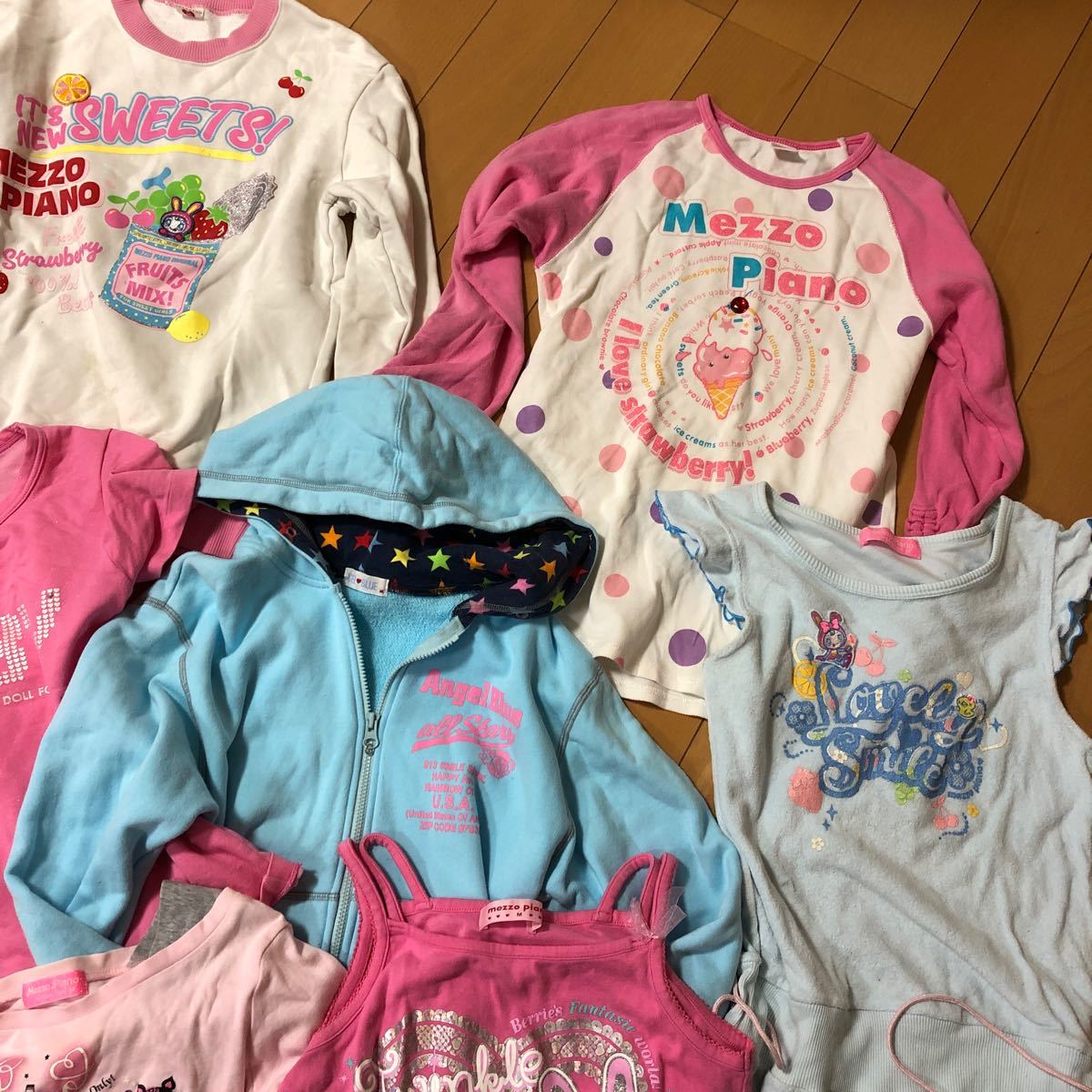 メゾピアノ 9点 エンジェルブルー1点 Mサイズ 150 トレーナー メゾピアノ 9点 エンジェルブルー1点 Mサイズ 150 トレーナー