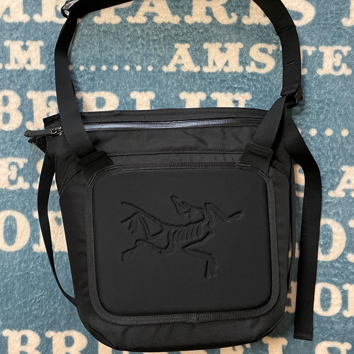 ARC'TERYX アークテリクス ARRO8 アロー8 ショルダーバッグ ARC'TERYX アークテリクス ARRO8 アロー8 ショルダーバッグ