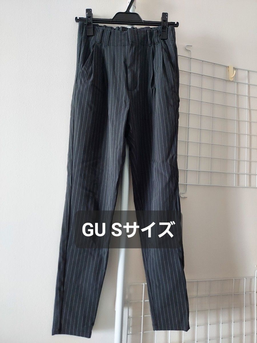 GU グレー×白 ストライプ パンツ Sサイズ レディース スラックス GU グレー×白 ストライプ パンツ Sサイズ レディース スラックス