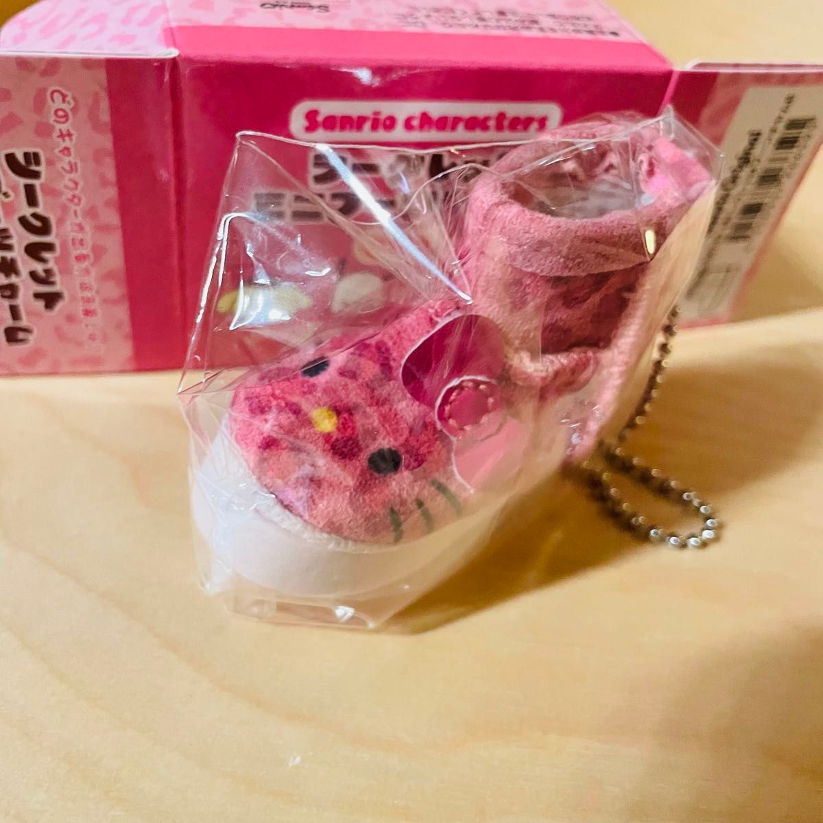 シークレットミニブーツチャームB キティちゃん|Yahoo!フリマ シークレットミニブーツチャームB キティちゃん|Yahoo!フリマ