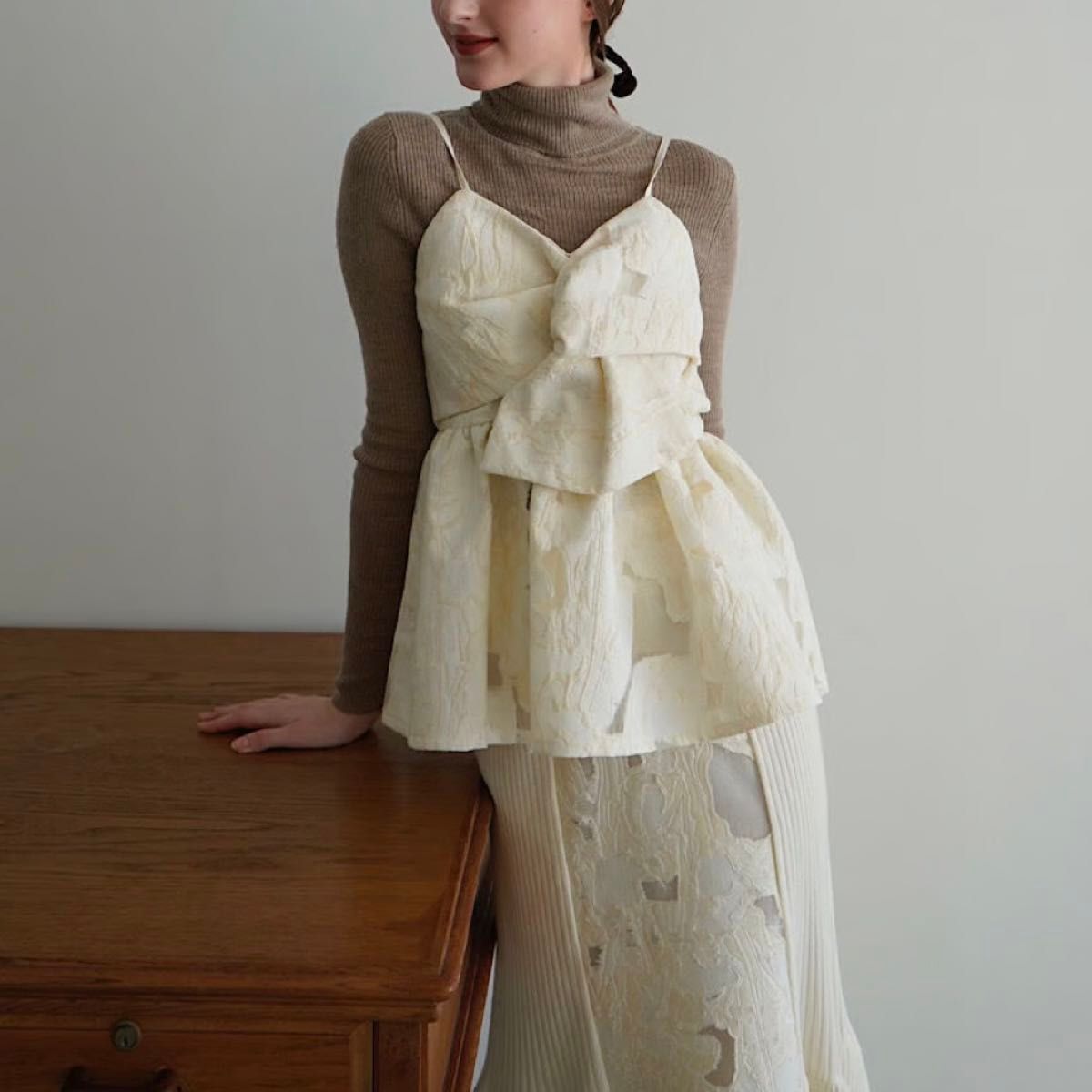 ACKA新品jacquard peplum bustier(ivory)完売品 ACKA新品jacquard peplum bustier(ivory)完売品 トップス