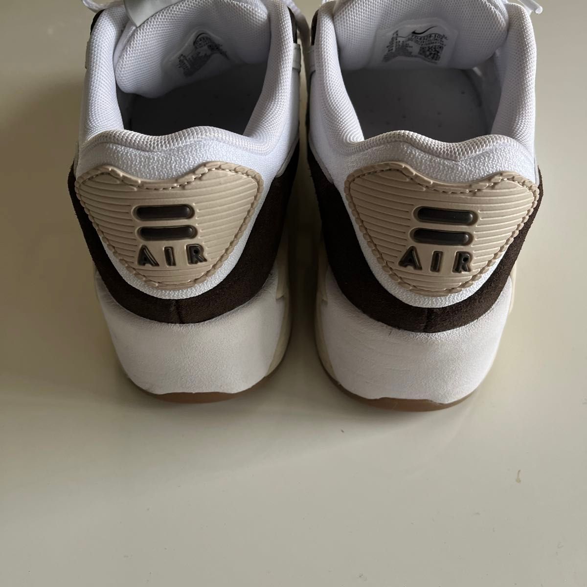 NIKE ナイキ エア マックス 90 LV8 W AIR MAX 90 LV8 FD4328-102 NIKE ナイキ エア マックス 90 LV8 W AIR MAX 90 LV8 FD4328-102