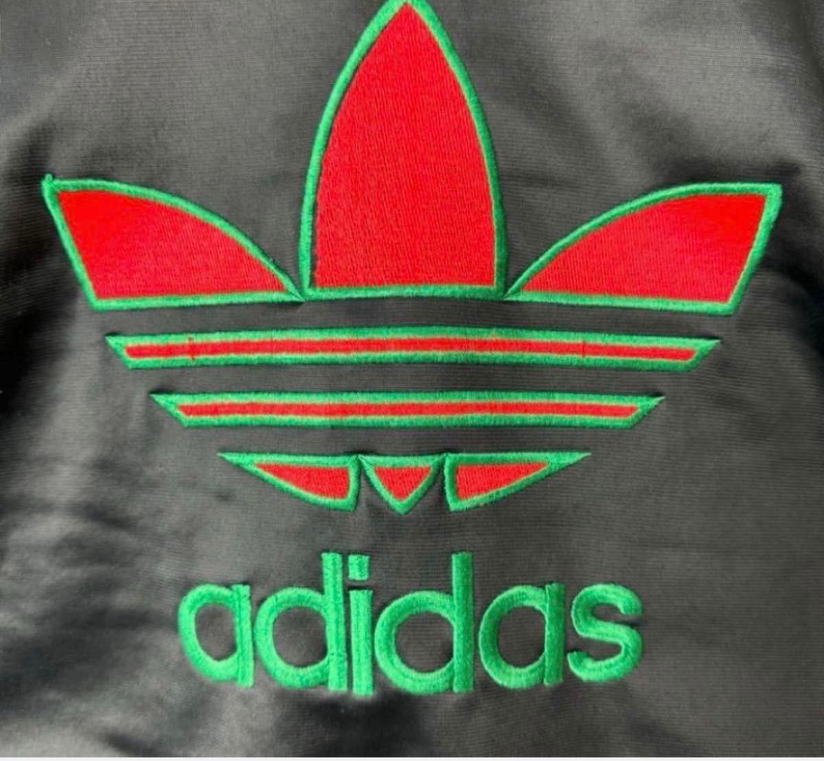 80S】adidas ビンテージUSA製 ATP グッチカラー 刺繍ロゴ 80S】adidas ビンテージUSA製 ATP グッチカラー 刺繍ロゴ