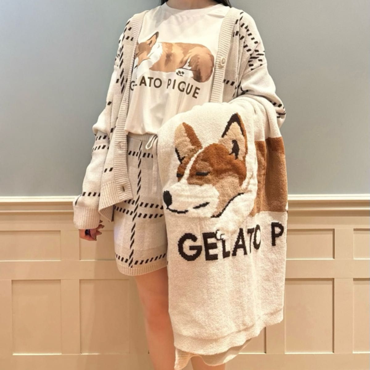 新品 ジェラートピケ SLEEPING DOG ジャガードブランケット 新品 ジェラートピケ SLEEPING DOG ジャガードブランケット