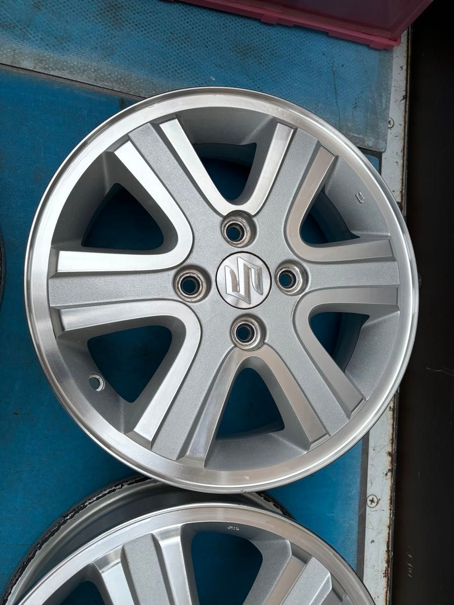 スズキ 純正 14インチ アルミホイール 14×4.5J 4穴 100 +45 スズキ 純正 14インチ アルミホイール 14×4.5J 4穴 100 +45