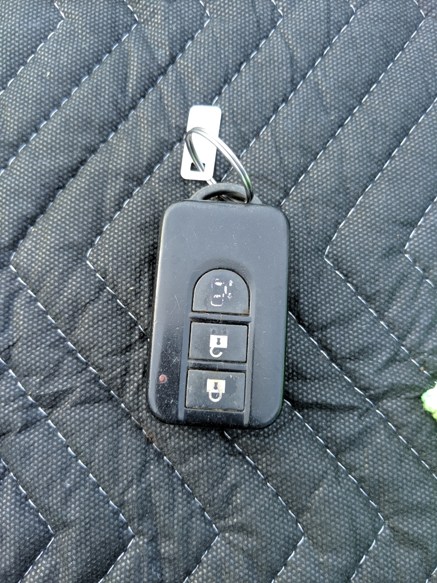  Nissan Elgrand E51 keyless remote control key key used . remote control as 