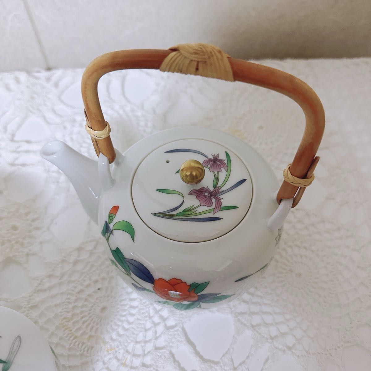706/香蘭社 茶席の花 茶器セット 茶器揃 急須 1個 湯呑み 5客 蓋 706/香蘭社 茶席の花 茶器セット 茶器揃 急須 1個 湯呑み 5客 蓋