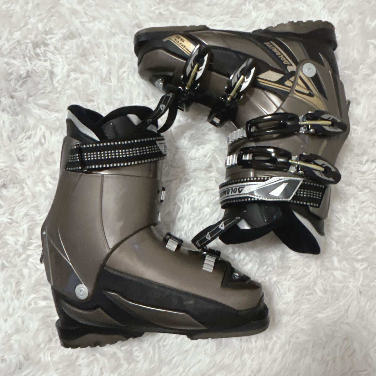ドロミテ DOLOMITE DIVA 9 6 スキーブーツ 26-26 5cm|Yahoo ドロミテ DOLOMITE DIVA 9 6 スキーブーツ 26-26 5cm|Yahoo