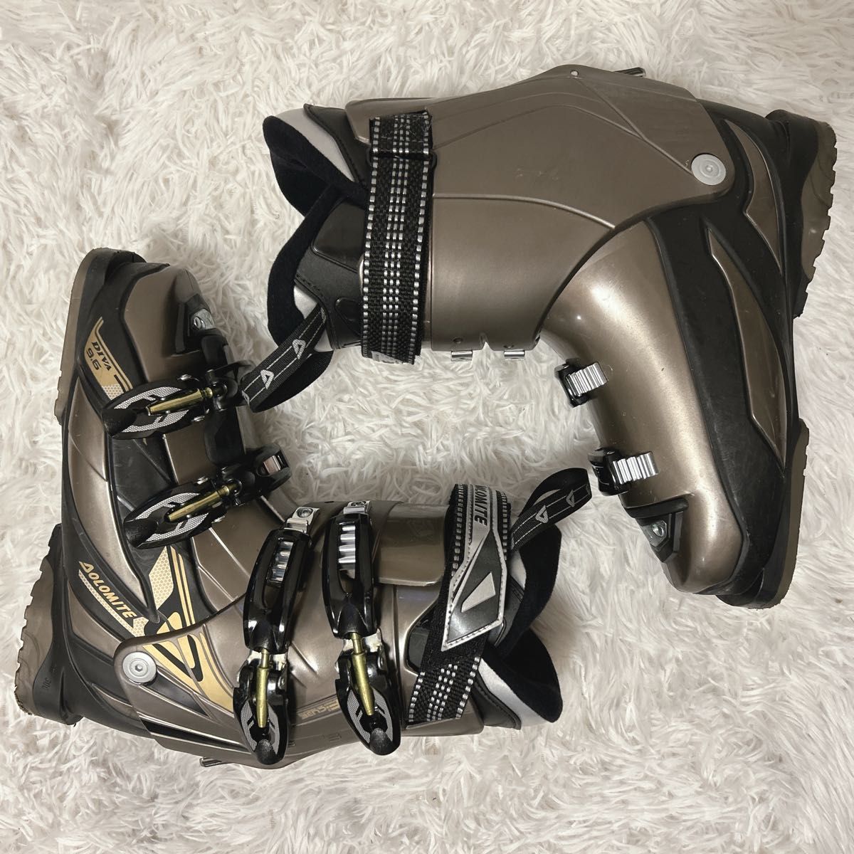 ドロミテ DOLOMITE DIVA 9 6 スキーブーツ 26-26 5cm|Yahoo ドロミテ DOLOMITE DIVA 9 6 スキーブーツ 26-26 5cm|Yahoo