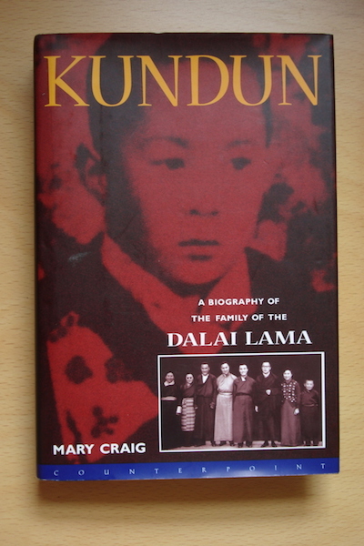 ［英語本］●KUNDUN●Biography of the Family of the Dalai Lama●ダライ・ラマ14世●Mary Craig●_画像1