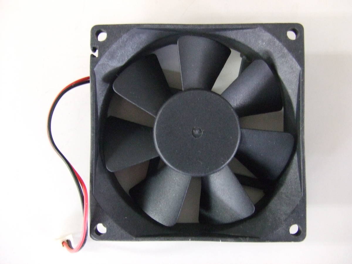 PCケース用ファン　FUKURYO　FM802512M　クーラー　FC DC FAN 　DC12V 0.18A 　冷却装置　　　　＃6_画像2