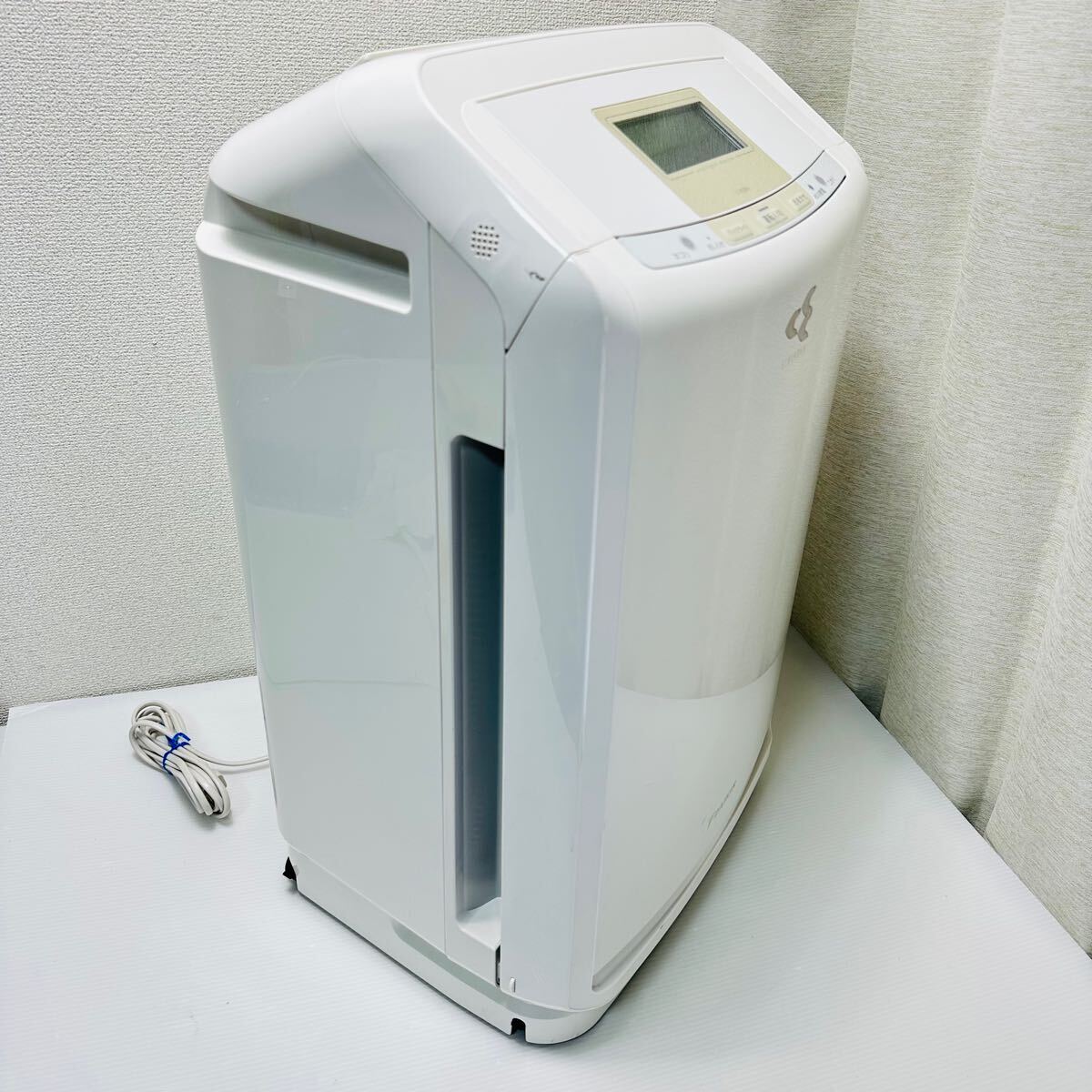 良品】 ダイキン 除加湿ストリーマ 空気清浄機 MCZ70TKS-W 2017 良品】 ダイキン 除加湿ストリーマ 空気清浄機 MCZ70TKS-W 2017