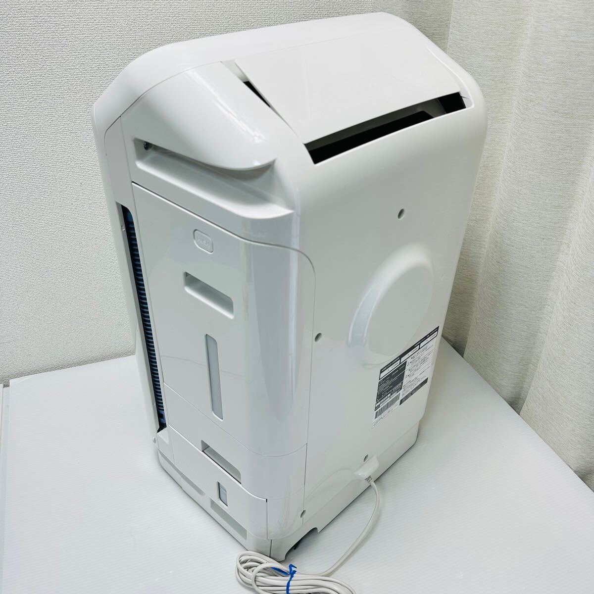 良品】 ダイキン 除加湿ストリーマ 空気清浄機 MCZ70TKS-W 2017 良品】 ダイキン 除加湿ストリーマ 空気清浄機 MCZ70TKS-W 2017