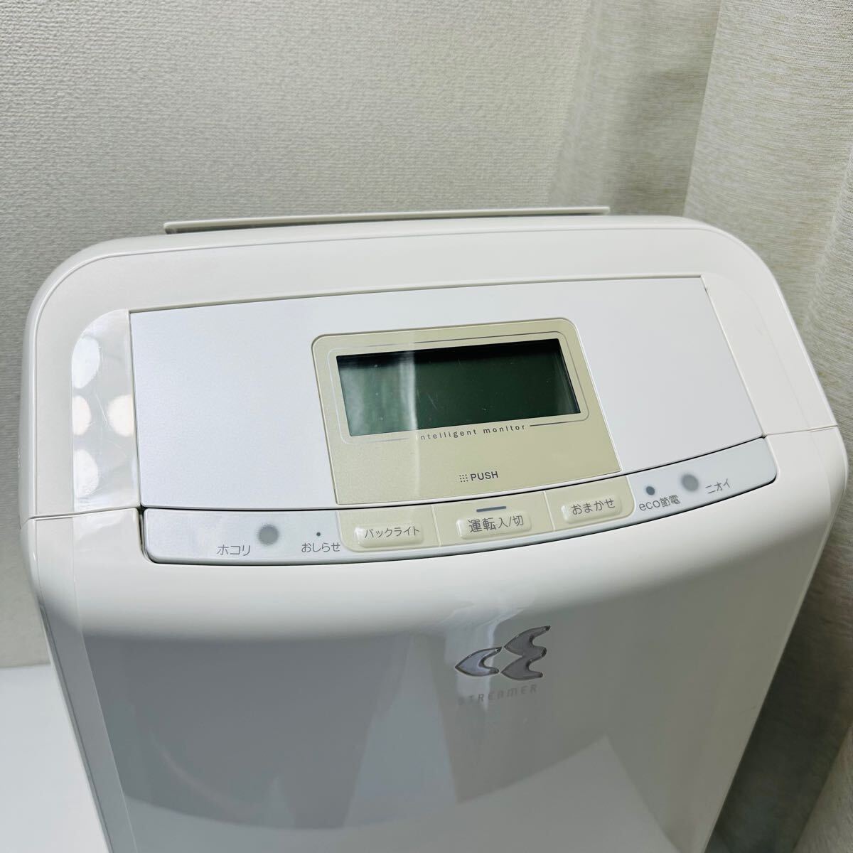 良品】 ダイキン 除加湿ストリーマ 空気清浄機 MCZ70TKS-W 2017 良品】 ダイキン 除加湿ストリーマ 空気清浄機 MCZ70TKS-W 2017