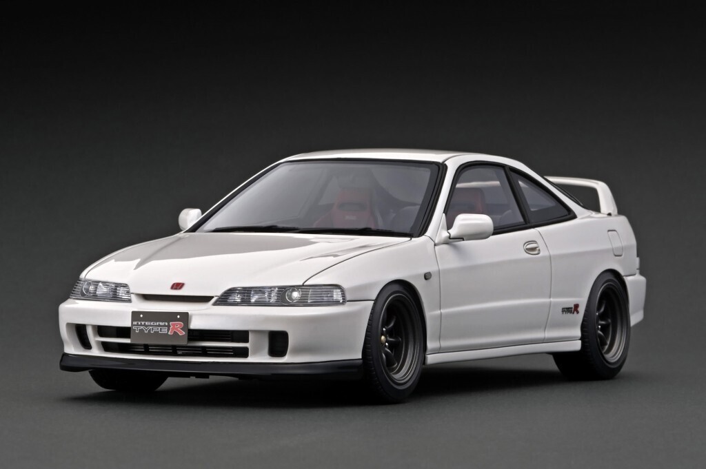 【イグニッションモデル】 1/18 ホンダ　インテグラ (DC2) TYPE R Pearl White [IG3575]★未開封新品！