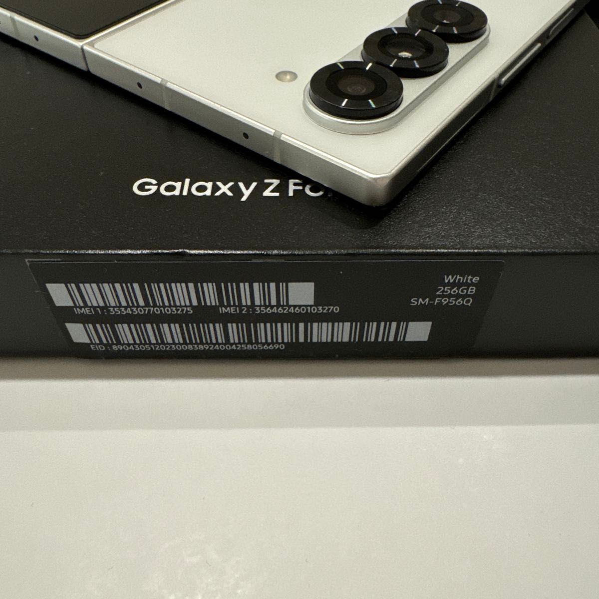 新品同様 国内版SIMフリー Galaxy Z Fold6 ホワイト 本体|Yahoo 新品同様 国内版SIMフリー Galaxy Z Fold6 ホワイト 本体|Yahoo