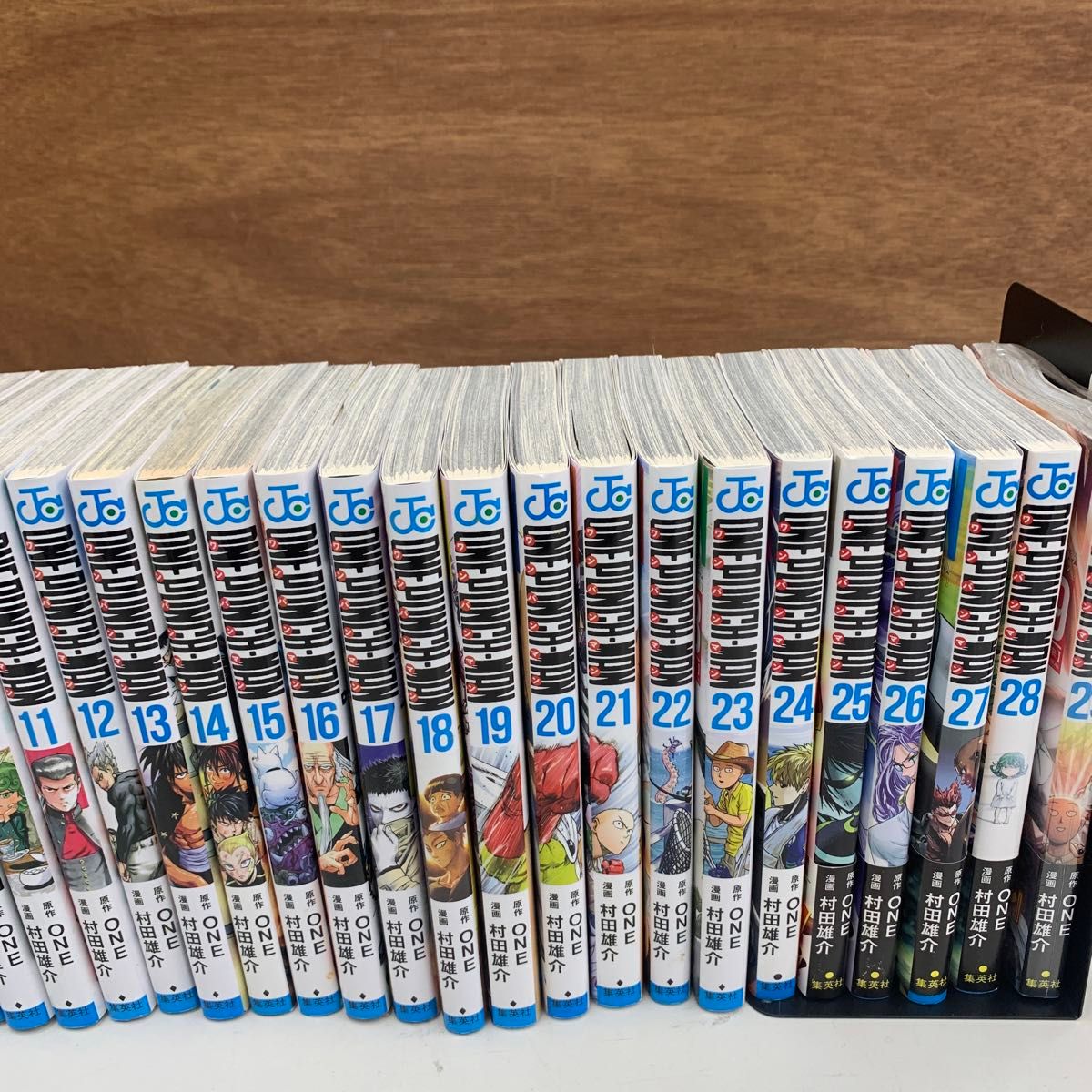 ONE PUNCH-MAN ワンパンマン 1〜29巻 漫画 ヒーロー大全セット ONE PUNCH-MAN ワンパンマン 1〜29巻 漫画 ヒーロー大全セット