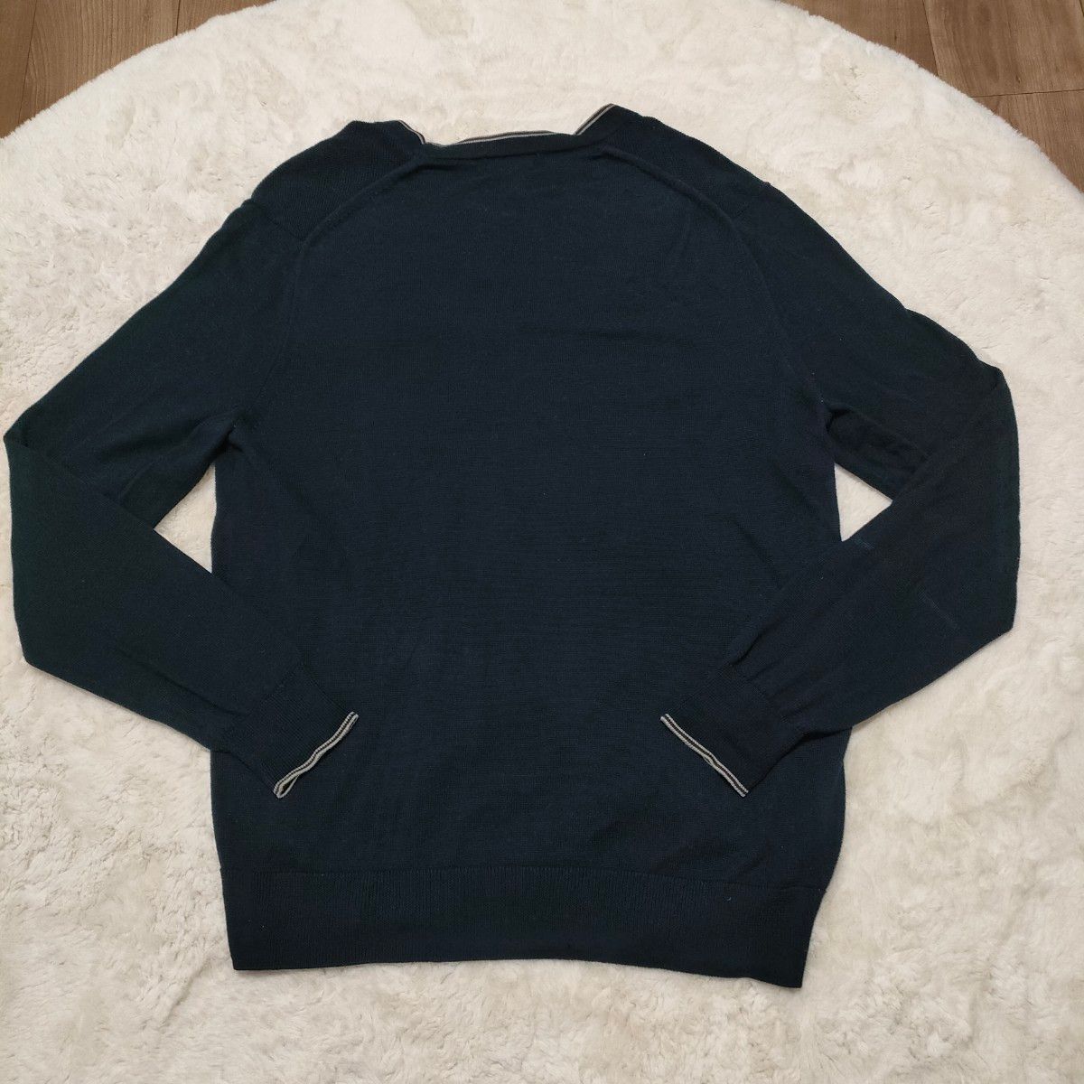 FRED PERRY フレッドペリー ニット カーディガン 銀ロゴ 未使用 FRED PERRY フレッドペリー ニット カーディガン 銀ロゴ 未使用