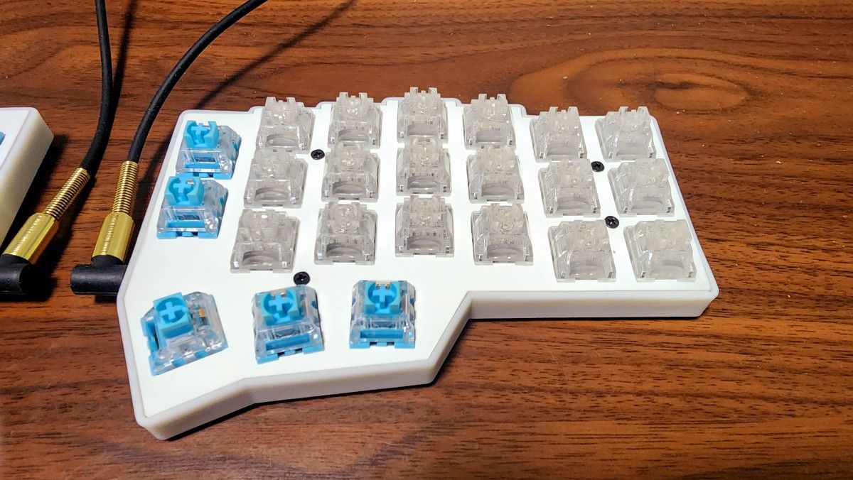新品】 Corne Cherry v4 付属品完備 分割 自作キーボード|Yahoo 新品】 Corne Cherry v4 付属品完備 分割 自作キーボード|Yahoo