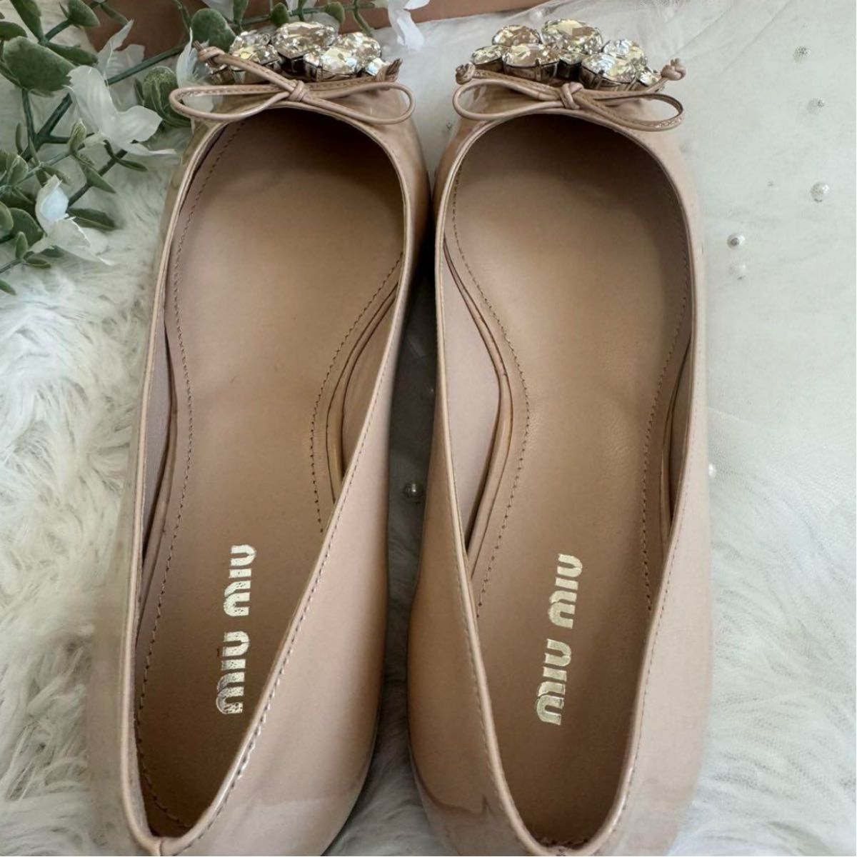 未使用品級】MIUMIU ビジューパンプス 未使用品級】MIUMIU ビジューパンプス