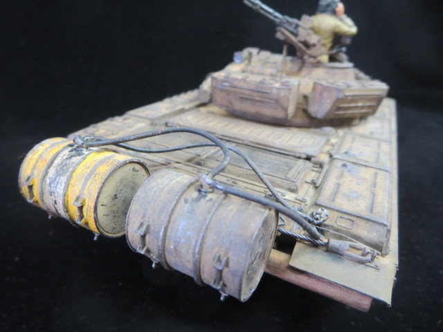 タミヤ・１/３５・Ｔ－７２型・イラク仕様・塗装完成品！_画像7