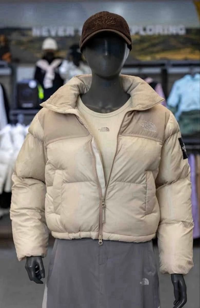 新品未着用 W'S NOVELTY NUPTSE ON BALL JACKET Mサイズ ダウン 新品未着用 W'S NOVELTY NUPTSE ON BALL JACKET Mサイズ ダウン