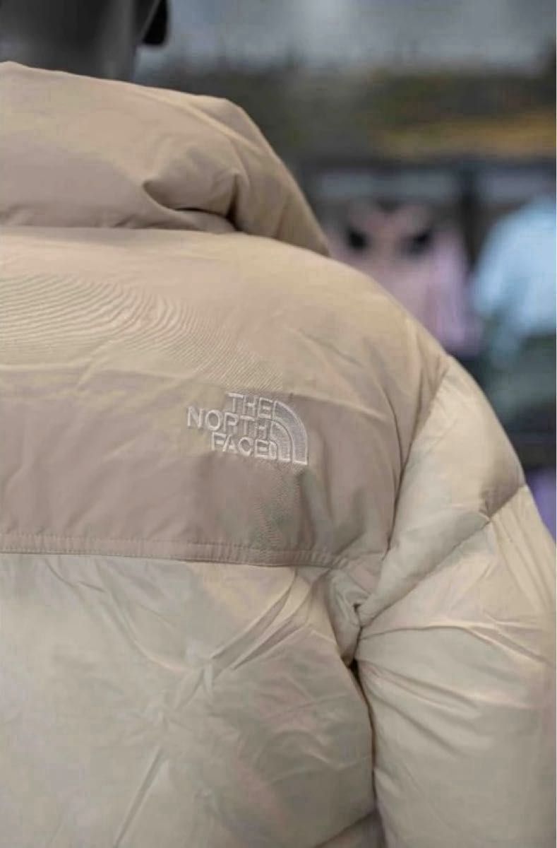 新品未着用 W'S NOVELTY NUPTSE ON BALL JACKET Sサイズ ダウン 新品未着用 W'S NOVELTY NUPTSE ON BALL JACKET Sサイズ ダウン