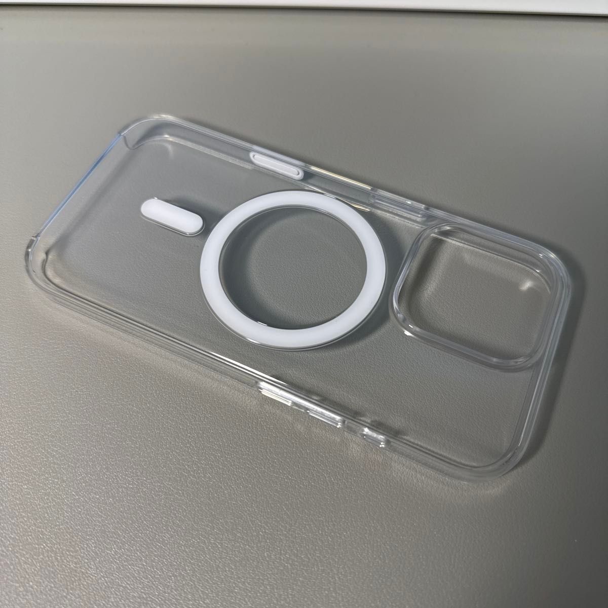 iPhone16 Pro Apple純正 クリアケース MagSafe|Yahoo!フリマ iPhone16 Pro Apple純正 クリアケース MagSafe|Yahoo!フリマ