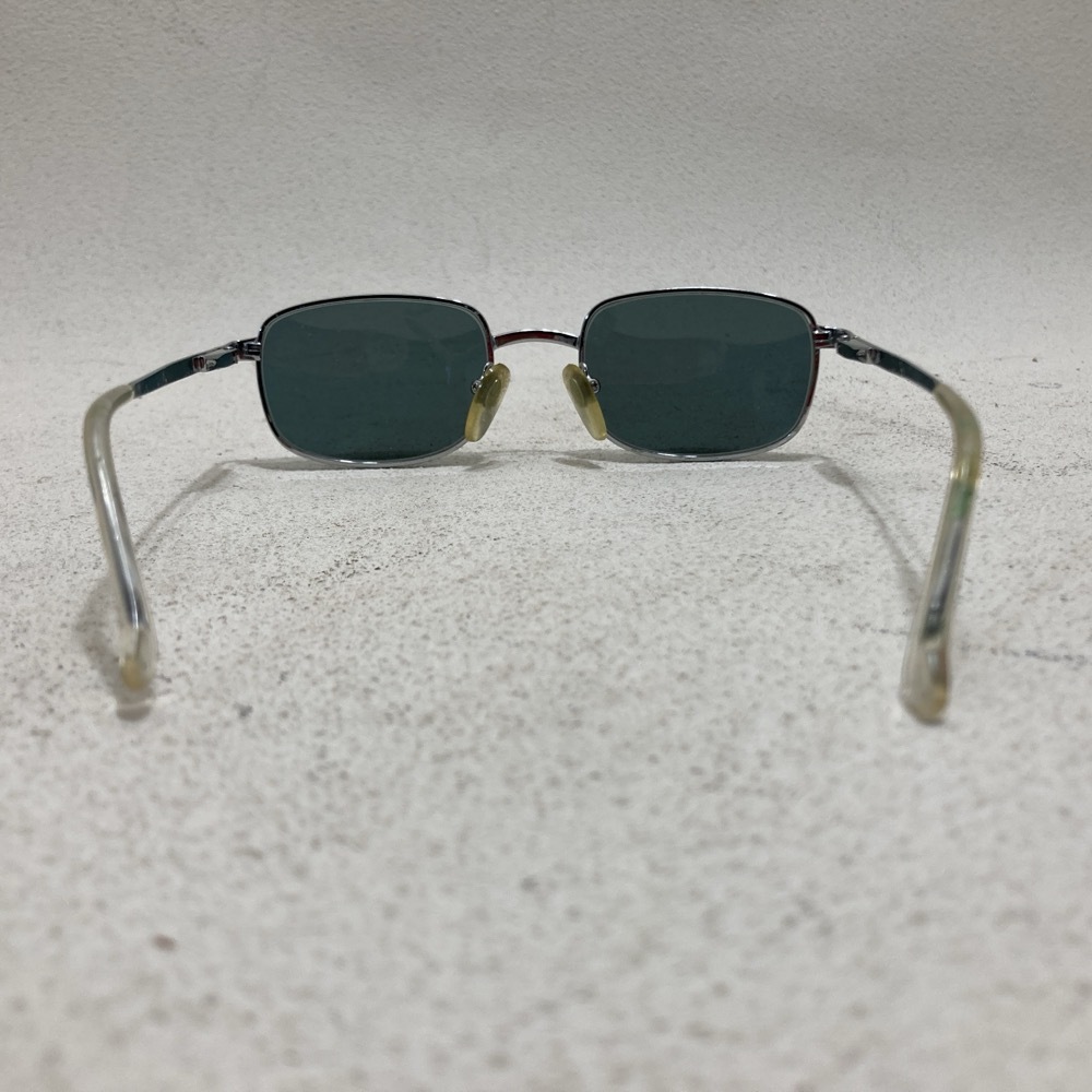 DKNY ダナキャラン サングラス シルバー レトロ ※汚れあり★K2832H